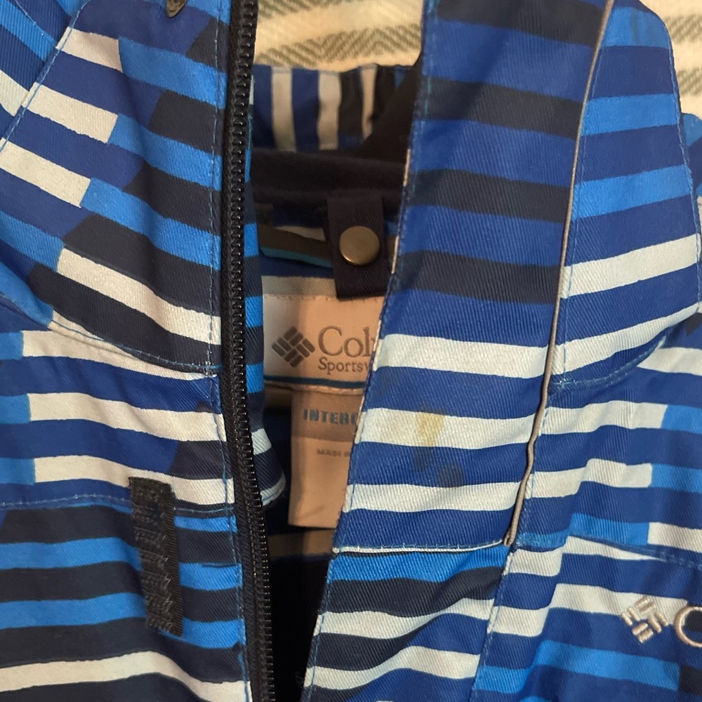 Columbia Blue and White Patterned Full Zip Winter / Skiing Jacket Size M - Picture 3 of 4